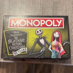 Disney Monopoly: The Nightmare Before‎ Christmas Edition - Red, Yellow, Black
